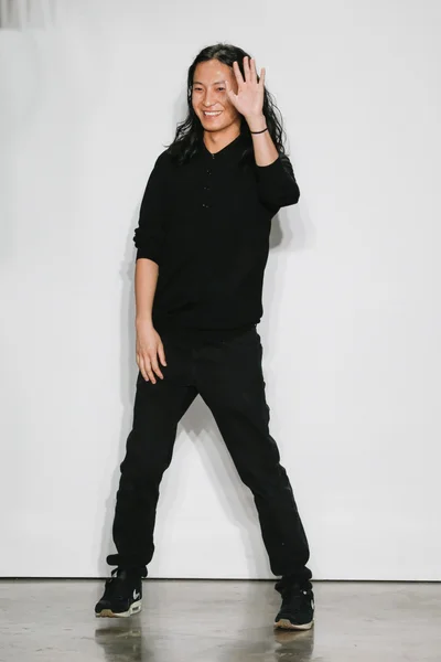 Look 25